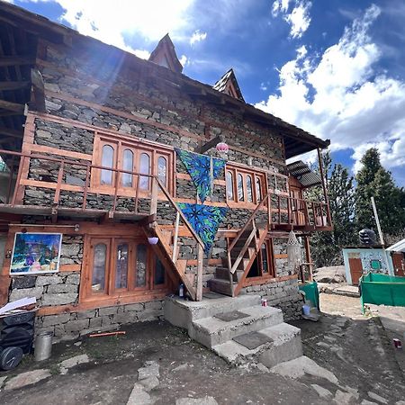 Old Brahma Homestay Kalgha Kültér fotó