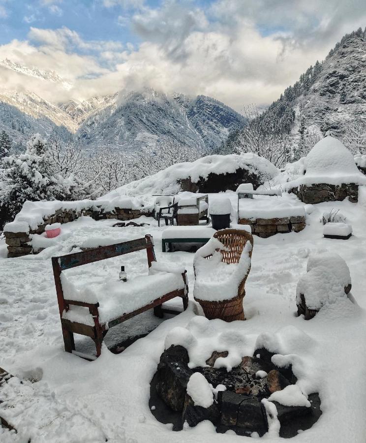 Old Brahma Homestay Kalgha Kültér fotó
