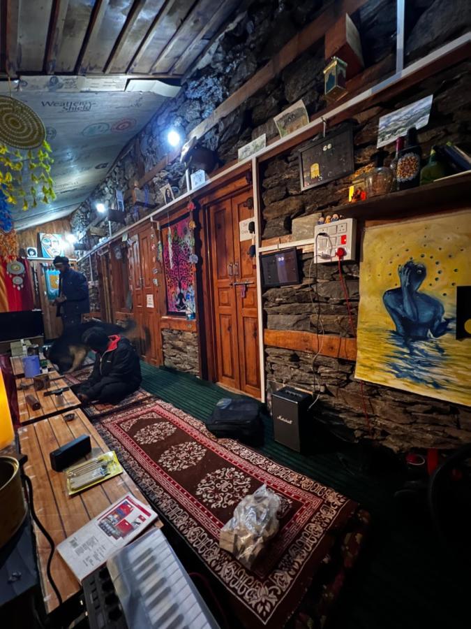 Old Brahma Homestay Kalgha Kültér fotó