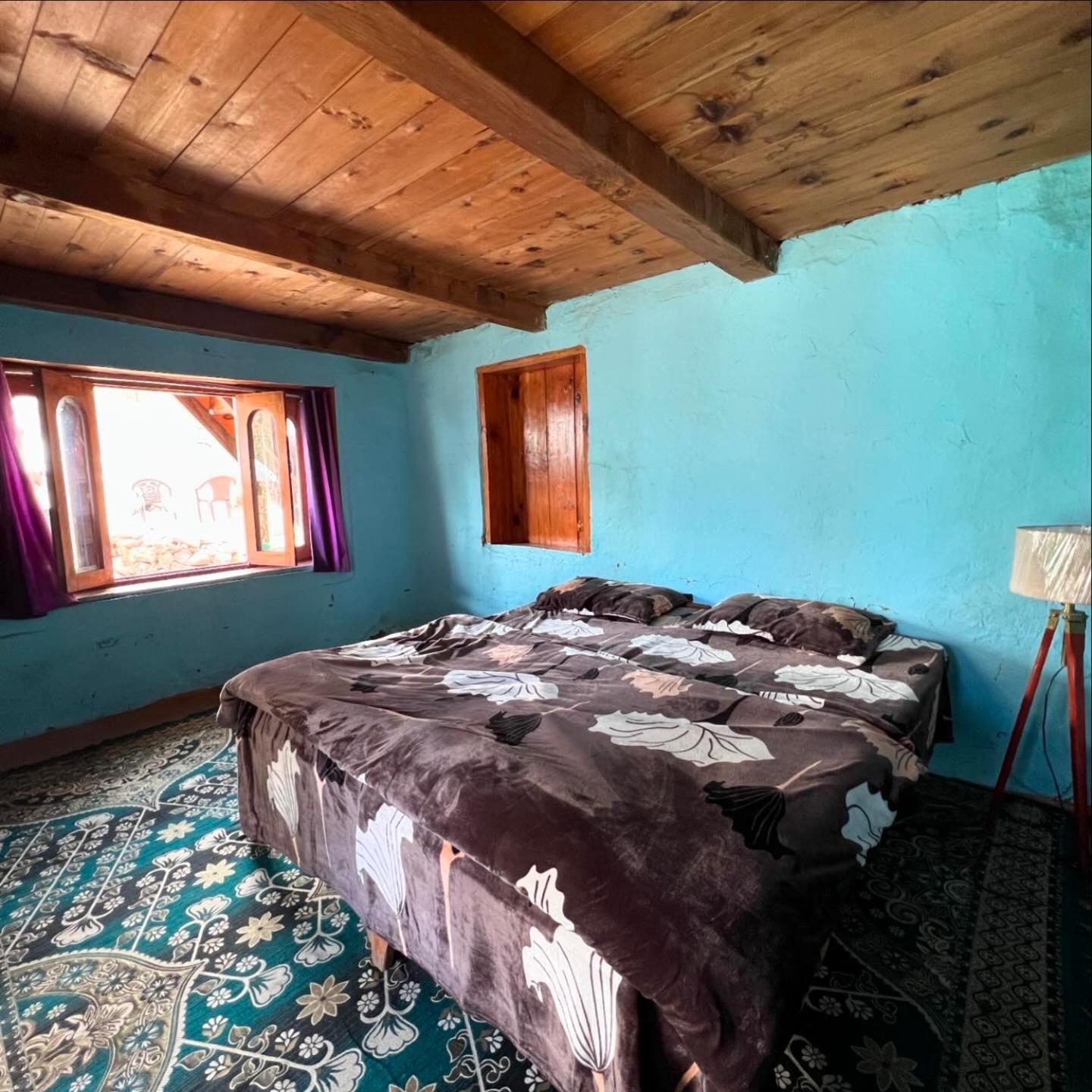 Old Brahma Homestay Kalgha Kültér fotó